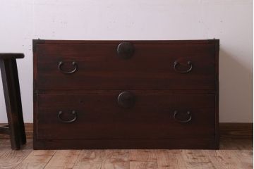 アンティーク家具　シンプルデザイン　古民具・骨董　丸金具付きの時代箪笥ローボード(2)