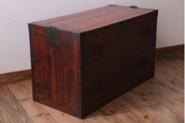 アンティーク家具　シンプルデザイン　古民具・骨董　丸金具付きの時代箪笥ローボード(2)