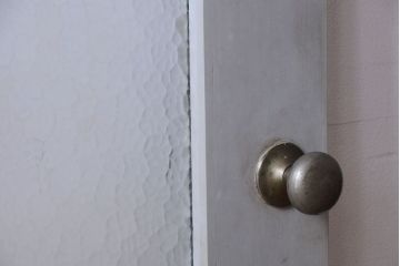 アンティーク　レトロなオリジナルペイントドア