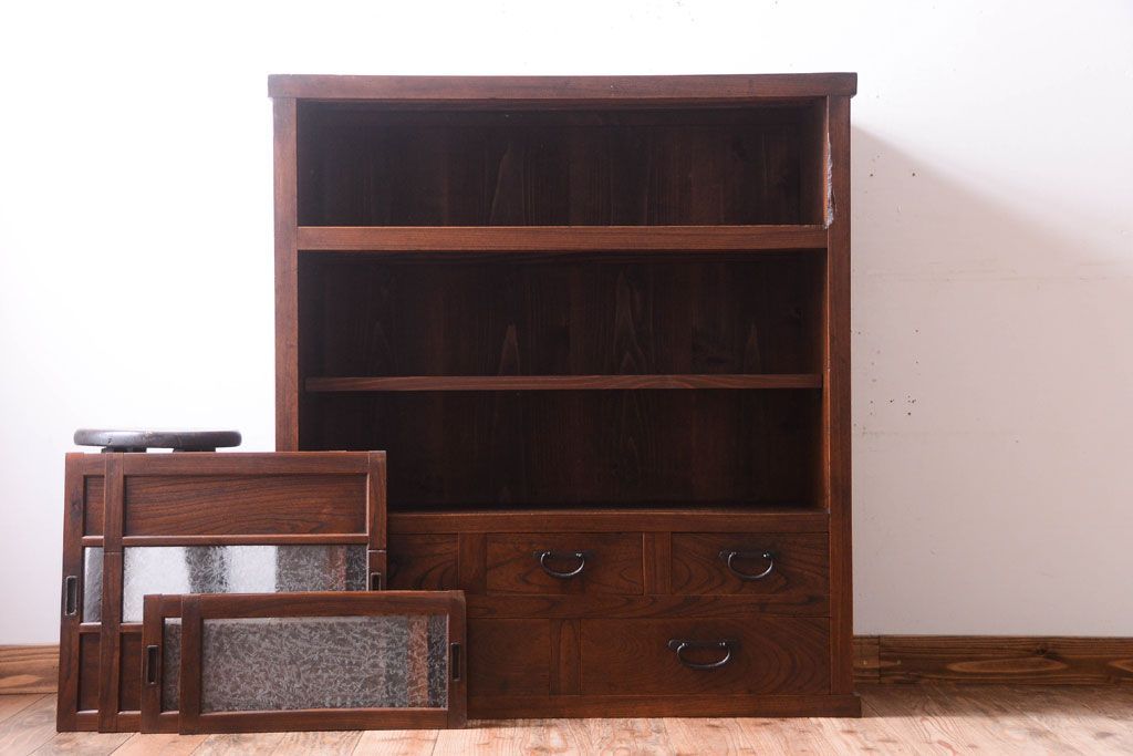 アンティーク家具　結霜ガラス入り!　古民具・骨董　前面欅材の上品なアンティーク茶箪笥