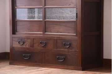 アンティーク家具　結霜ガラス入り!　古民具・骨董　前面欅材の上品なアンティーク茶箪笥
