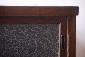 アンティーク家具　結霜ガラス入り!　古民具・骨董　前面欅材の上品なアンティーク茶箪笥