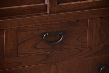 アンティーク家具　結霜ガラス入り!　古民具・骨董　前面欅材の上品なアンティーク茶箪笥