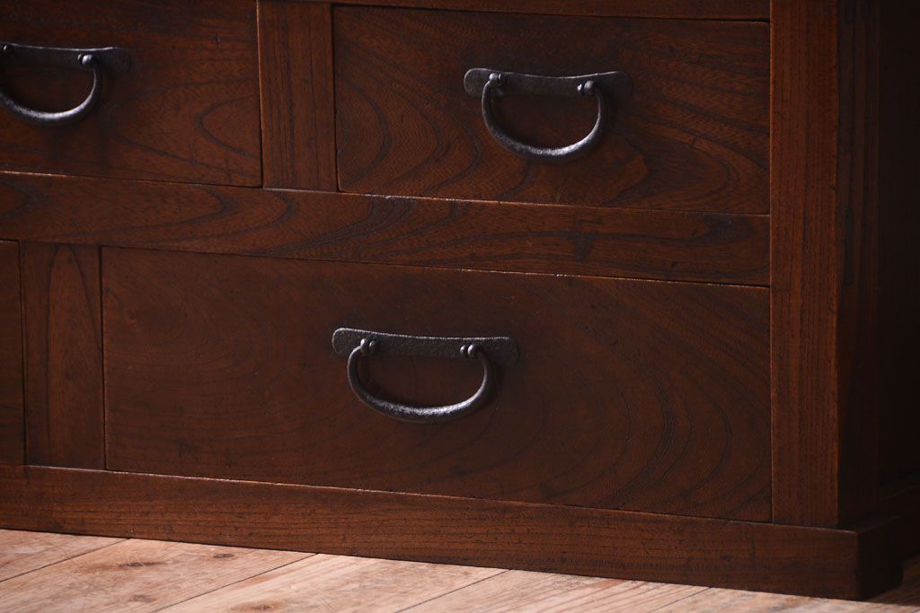 アンティーク家具　結霜ガラス入り!　古民具・骨董　前面欅材の上品なアンティーク茶箪笥