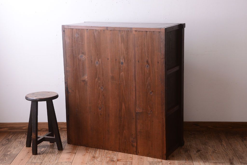 アンティーク家具　結霜ガラス入り!　古民具・骨董　前面欅材の上品なアンティーク茶箪笥