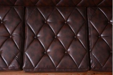 ヴィンテージ家具　ブランド家具　ビンテージカリモク　上品な3人掛けソファ