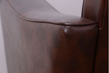 ヴィンテージ家具　ブランド家具　ビンテージカリモク　上品な3人掛けソファ