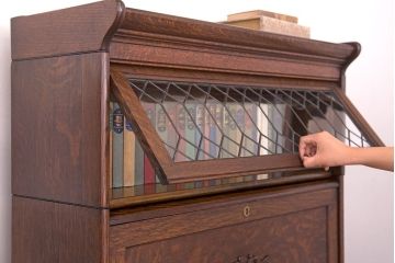 アンティーク家具　イギリスアンティーク　変わり型　オーク材製のスタッキングビューローブックケース