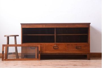 アンティーク家具　天板栗材リメイク　前面欅材のアンティーク脚付きローボード(テレビボード)