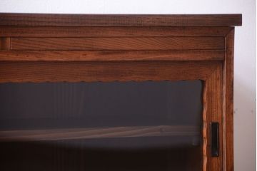 アンティーク家具　天板栗材リメイク　前面欅材のアンティーク脚付きローボード(テレビボード)