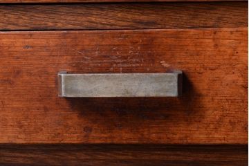 レトロ家具　シンプルデザイン　昭和レトロの味わい深いアンティーク引き出し