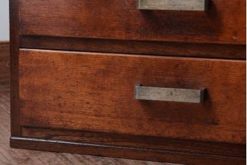 レトロ家具　シンプルデザイン　昭和レトロの味わい深いアンティーク引き出し