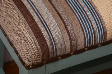 アンティーク家具　アンティークペイント　パッチワーク風の座面がお洒落なベンチ