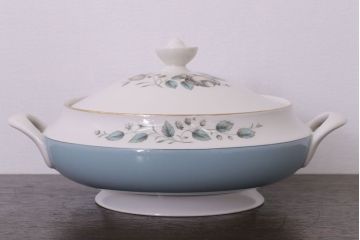 アンティーク雑貨　ROYAL DOULTON(ロイヤルドルトン)　ROSE ELEGANS(ローズ・エレガンス)　チュリーン(蓋付きの深皿)(洋食器)