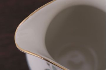 ROYAL DOULTON(ロイヤルドルトン)　ROSE ELEGANS(ローズ・エレガンス)　ティーポット・クリーマー・シュガー3点セット(洋食器)