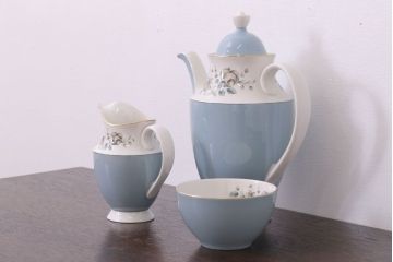 ROYAL DOULTON(ロイヤルドルトン)　ROSE ELEGANS(ローズ・エレガンス)　コーヒーポット・クリーマー・シュガー3点セット(洋食器)