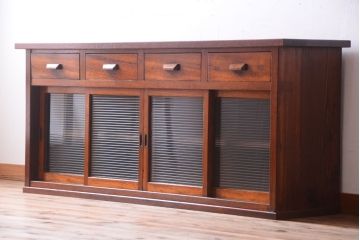 アンティーク家具　ナラ材天板のリメイク品!和製アンティークのモールガラス入り収納棚(戸棚・カウンターテーブル)