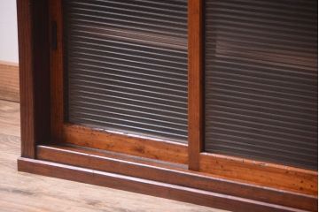 アンティーク家具　ナラ材天板のリメイク品!和製アンティークのモールガラス入り収納棚(戸棚・カウンターテーブル)