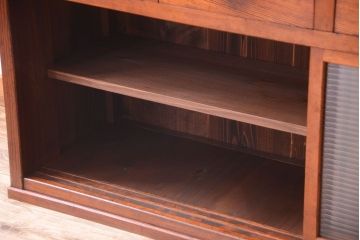 アンティーク家具　ナラ材天板のリメイク品!和製アンティークのモールガラス入り収納棚(戸棚・カウンターテーブル)