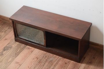 アンティーク家具　結霜ガラス　黒柿材と栗材!和製アンティークのローボード(戸棚)