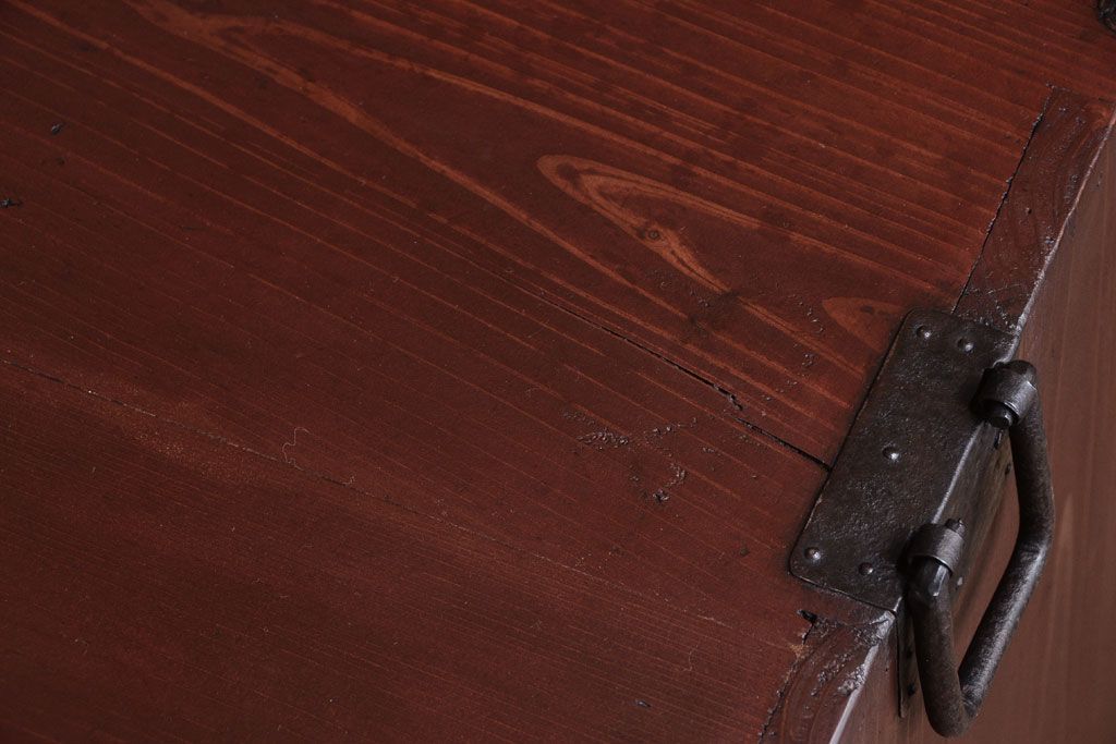 アンティーク家具　古民具・骨董　前面欅材使用!高級感あふれる小振りな衣装箪笥