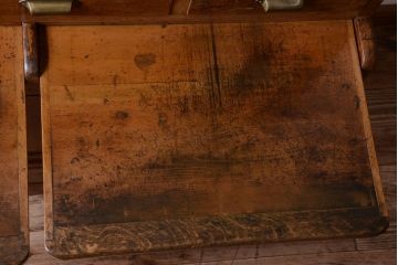 レトロ家具　気泡ガラス入り!古い木の昭和レトロなアンティーク食器棚(カップボード)