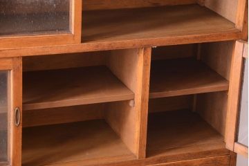 レトロ家具　気泡ガラス入り!古い木の昭和レトロなアンティーク食器棚(カップボード)