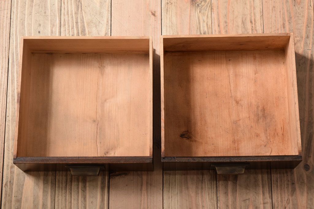 アンティーク家具　大正期　当時物色ガラス入りの高級品!和製アンティークの本箱(ブックケース)