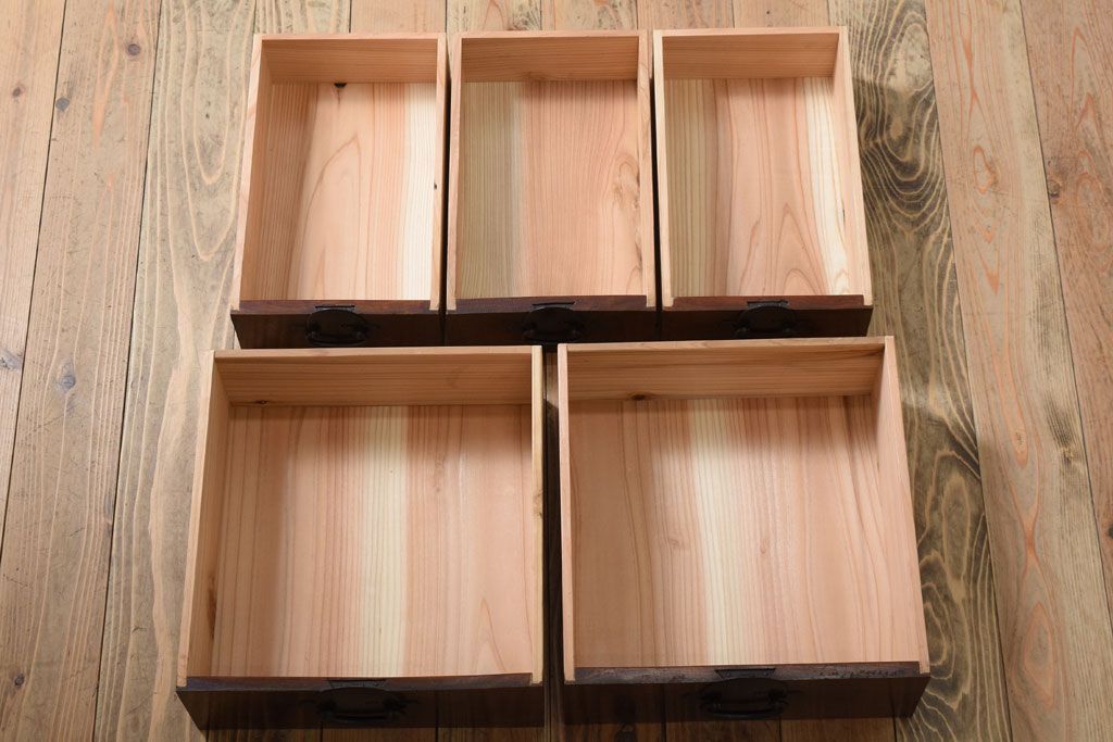 アンティーク家具　三方欅材!上質な和製アンティーク帳場箪笥