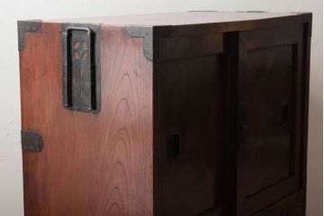 アンティーク家具　三方欅材!上質な和製アンティーク帳場箪笥