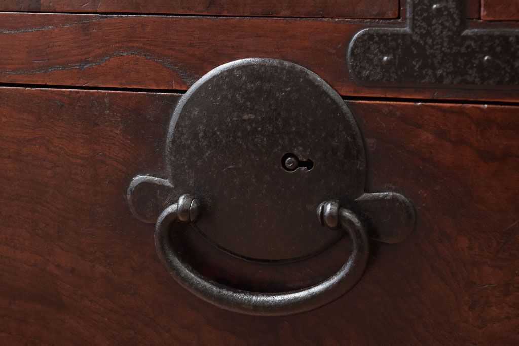 アンティーク家具　三方欅材!上質な和製アンティーク帳場箪笥