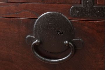 アンティーク家具　三方欅材!上質な和製アンティーク帳場箪笥