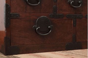 アンティーク家具　三方欅材!上質な和製アンティーク帳場箪笥