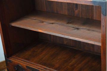 アンティーク家具　三方欅材!上質な和製アンティーク帳場箪笥