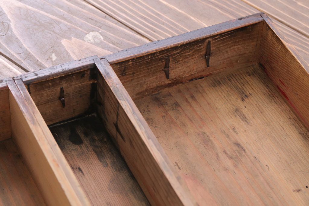 アンティーク雑貨　古民具・骨董　古い木製の味わい深い硯箱