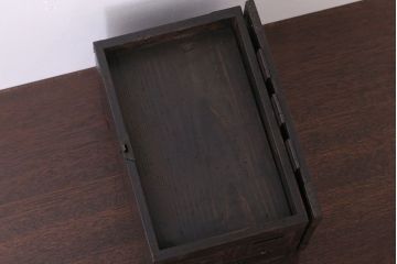 アンティーク雑貨　古民具・骨董　古い木製の味わい深い硯箱
