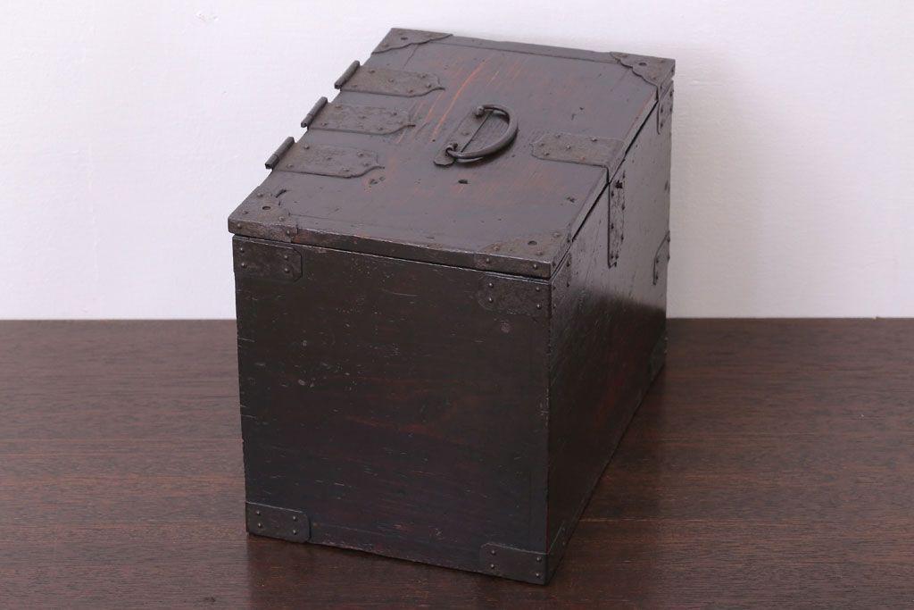 アンティーク雑貨　古民具・骨董　古い木製の味わい深い硯箱