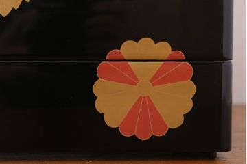 天平堂　漆器　木製　蒔絵　四段重箱　共箱