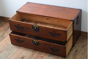 アンティーク家具　和製アンティーク　上質な二本松箪笥ローボード(衣装箪笥)