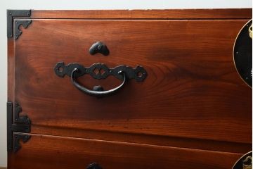 アンティーク家具　和製アンティーク　上質な二本松箪笥ローボード(衣装箪笥)