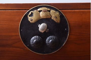 アンティーク家具　和製アンティーク　上質な二本松箪笥ローボード(衣装箪笥)