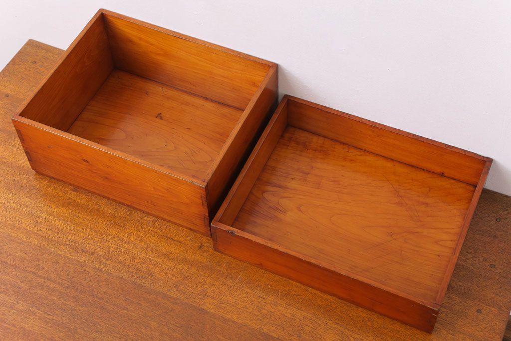 アンティーク雑貨　古い檜材のアンティーク小箱(木箱・小物収納箱)