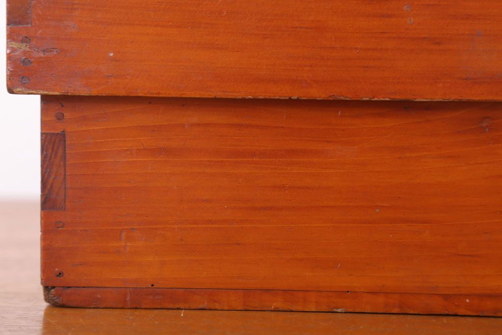 アンティーク雑貨　古い檜材のアンティーク小箱(木箱・小物収納箱)