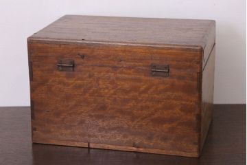 アンティーク雑貨　古い木製のアンティーク小箱(木箱・小物収納箱)