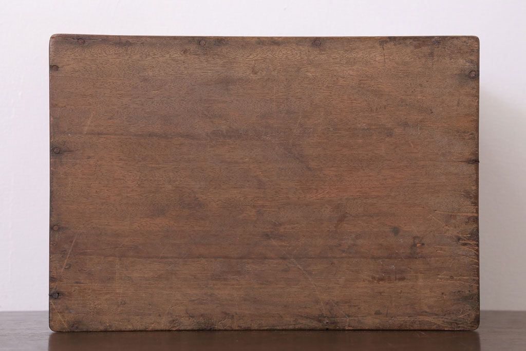 アンティーク雑貨　古い木製のアンティーク小箱(木箱・小物収納箱)