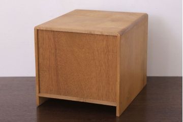 レトロ家具　ネームプレート付き!昭和レトロな3杯小引き出し