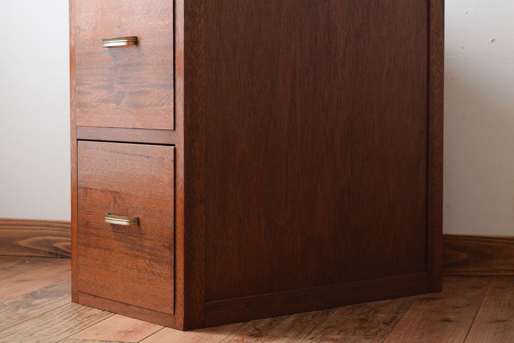 レトロ家具　和製アンティーク　シンプル　古い木の昭和レトロな引き出し(2杯)