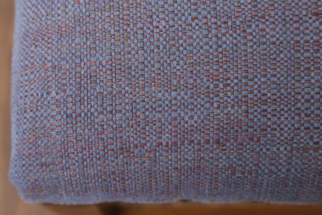 レトロ家具　古い木のレトロなクッション座面角スツール(1)