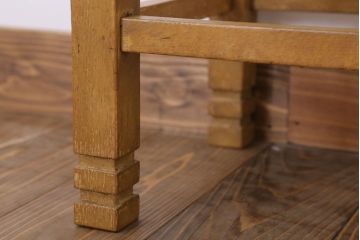 レトロ家具　古い木のレトロなクッション座面角スツール(2)