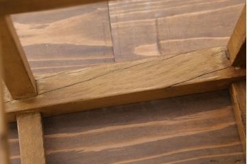 レトロ家具　古い木のレトロなクッション座面角スツール(2)